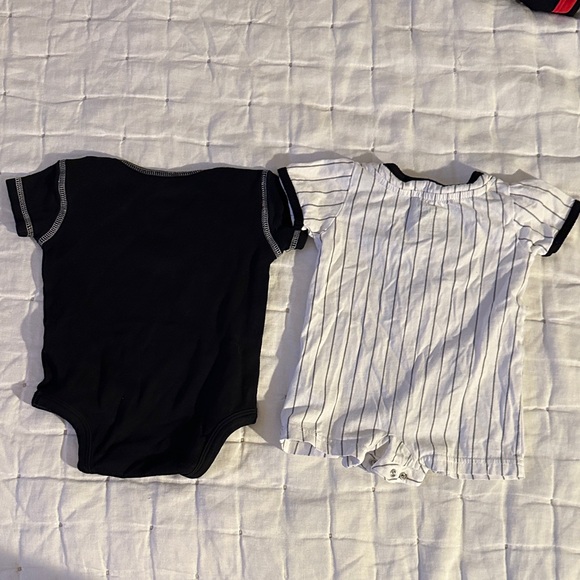 14 piece Chicago team jerseys baby clothes (046) - Picture 16 of 17